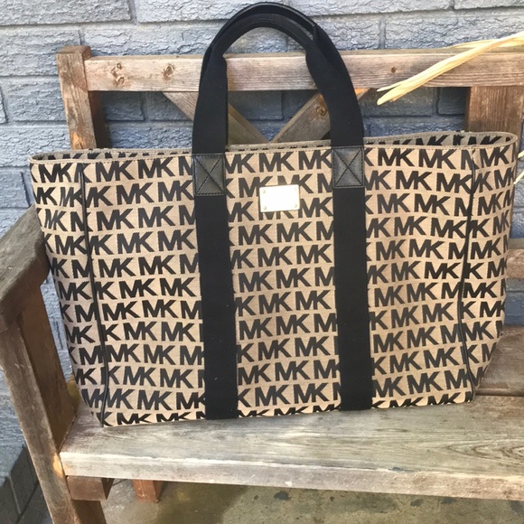 Michael Kors Handbags - Michael Kors overnight bag.
